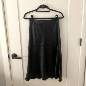 Aritzia Babaton Slip Midi Skirt in Black, Size 6